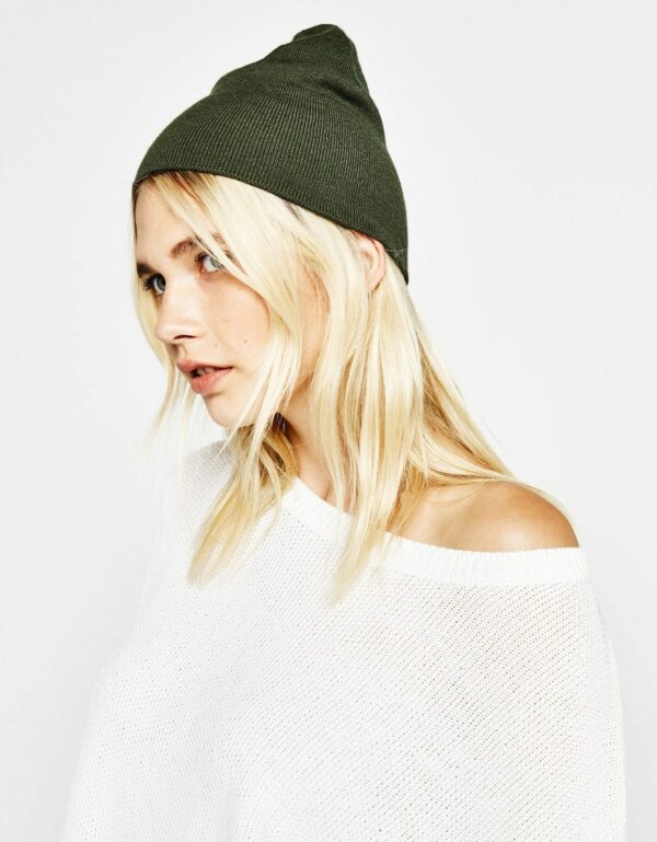 Knitted Beanie – Image 3