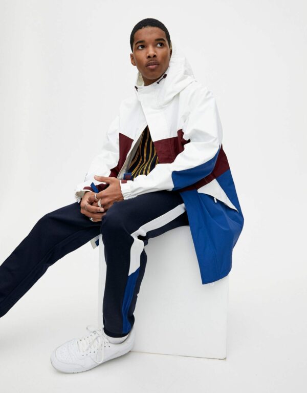 White Hooded Jacket With Colour Blocking – Image 2